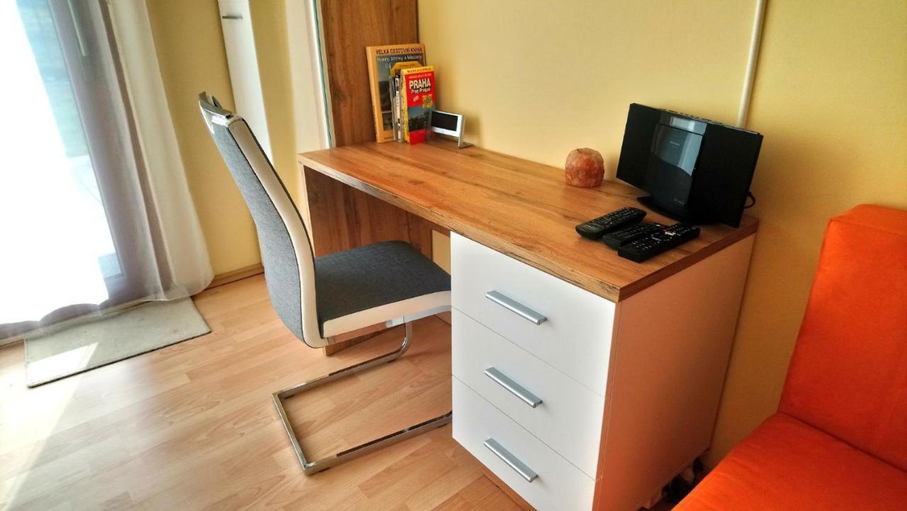 Lovely Apartment, Garden, Parking, Wifi, Netflix Lejlighed