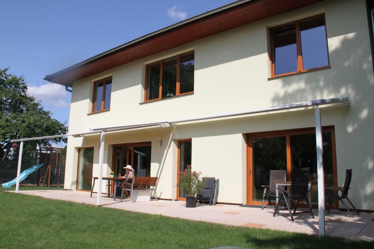 Lejlighed Lovely Apartment, Garden, Parking, Wifi, Netflix